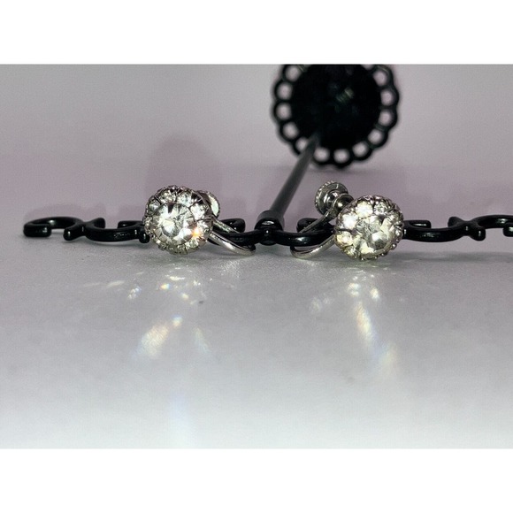 Vintage Vargas Faux Galaxy Opal Silver-Tone Screw Back Earrings! - Picture 4 of 8